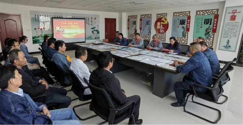 物產(chǎn)工投公司紀委舉辦&ldquo;崇廉、尊廉、敬廉&rdquo; 廉潔文化手抄報評比活動