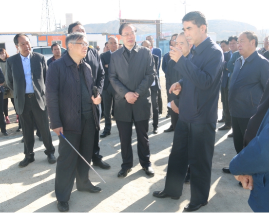 省委副書記、省長王建軍等領導一行視察海東工業(yè)園區(qū)臨空綜合經(jīng)濟園