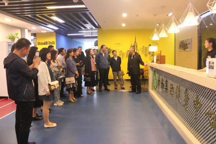 書(shū)香青海、悅享青物