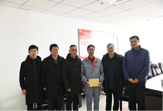 走訪慰問專家人才，為人才創(chuàng)新營造良好的環(huán)境