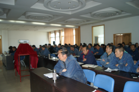 物產(chǎn)工投黨委召開&ldquo;黨的建設(shè)年&rdquo;活動(dòng)動(dòng)員部署及推進(jìn)工作大會(huì)